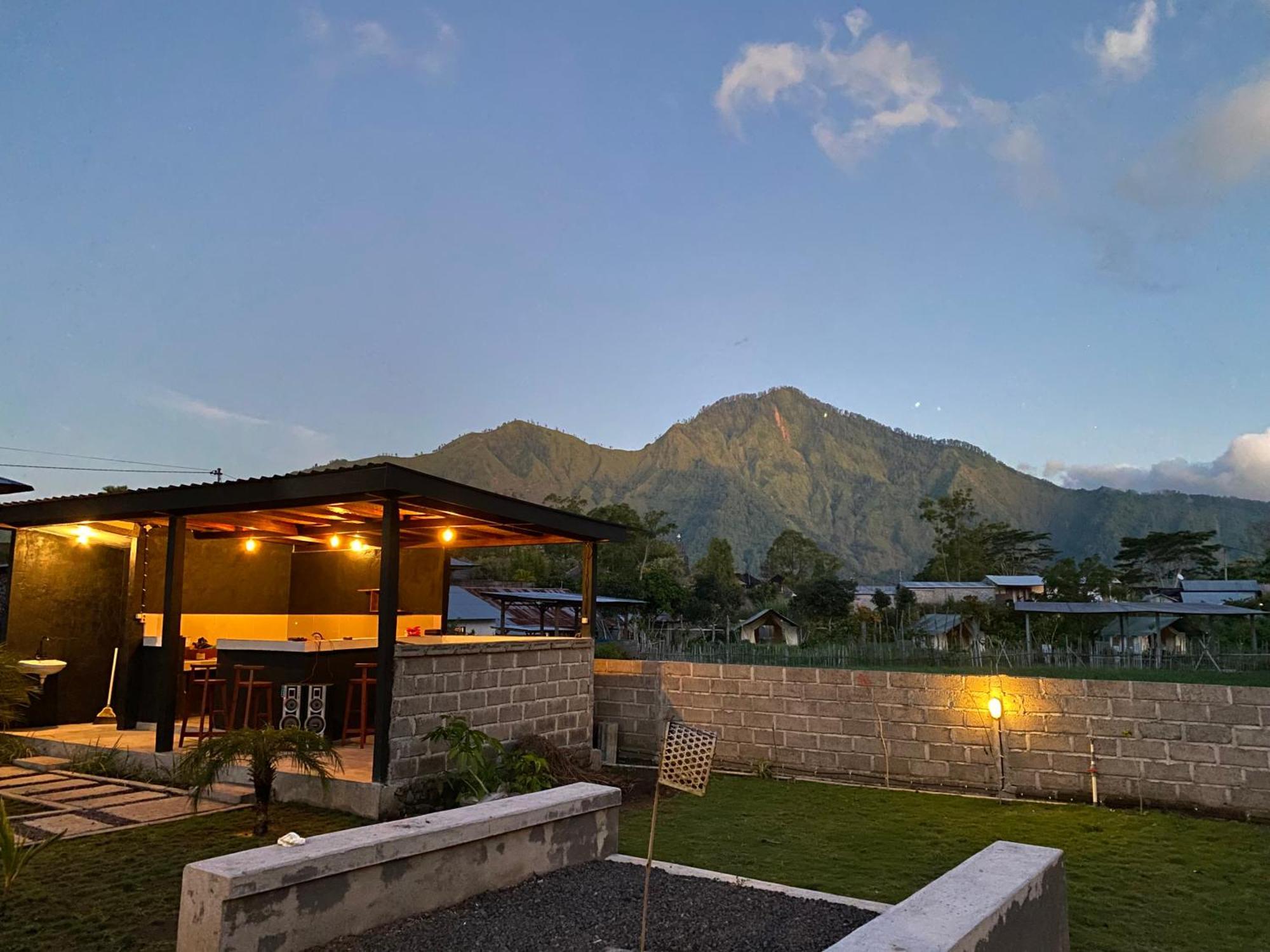 Ampik Batur With Private Hot Springs Bed & Breakfast Kubupenlokan Bagian luar foto