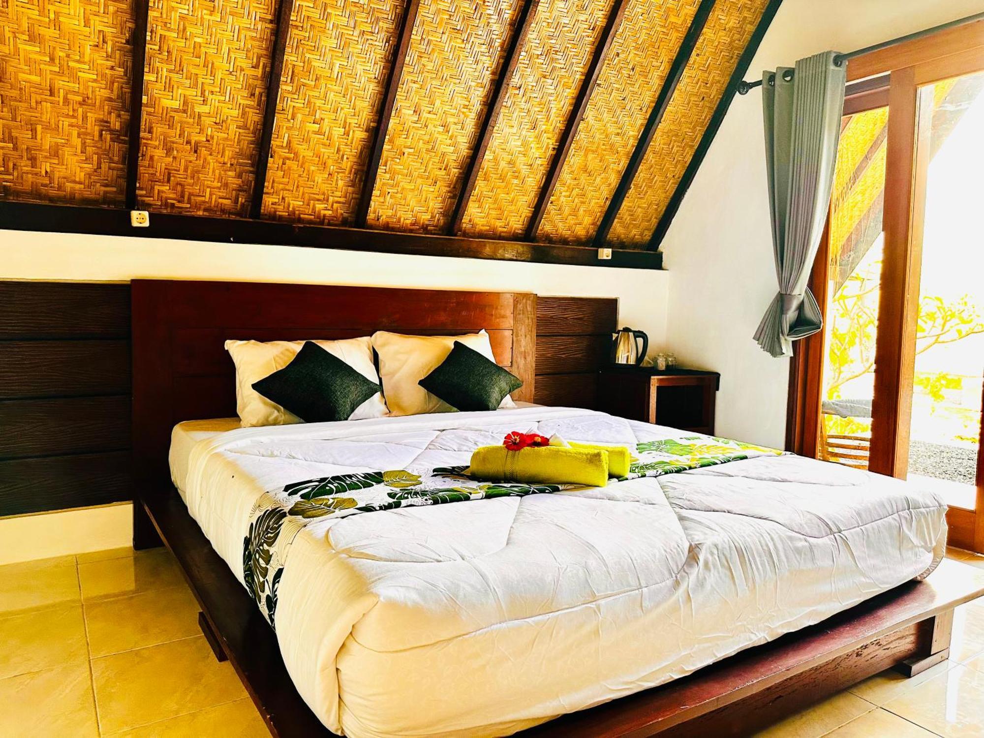 Ampik Batur With Private Hot Springs Bed & Breakfast Kubupenlokan Bagian luar foto