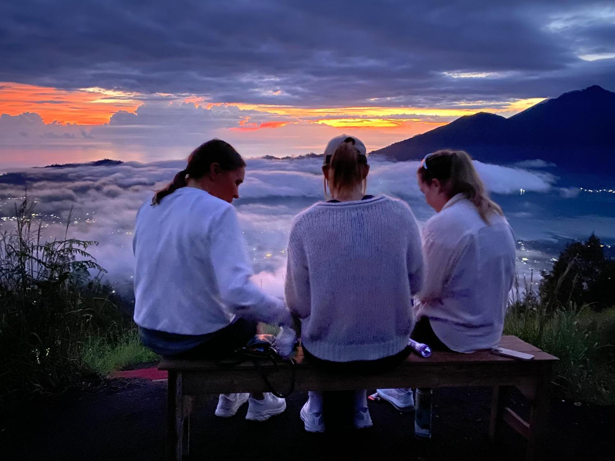 Ampik Batur With Private Hot Springs Bed & Breakfast Kubupenlokan Bagian luar foto